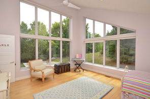4th Bedroom - Country homes for sale and luxury real estate including horse farms and property in the Caledon and King City areas near Toronto